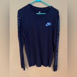 BLUE NIKE LONGSLEEVE T-SHIRT